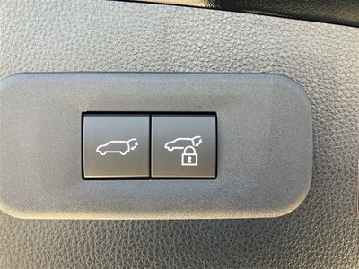 TOYOTA CROWN ESTATE - 10