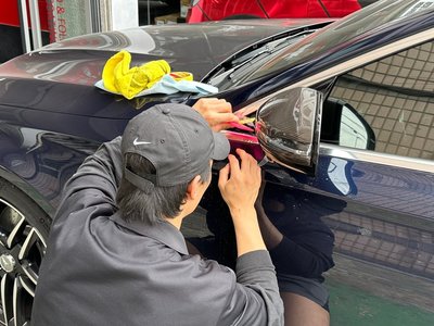 MERCEDES-BENZ E-CLASS - 10