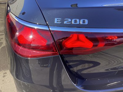 MERCEDES-BENZ E-CLASS - 9