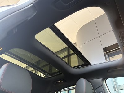 2025 Mercedes-BENZ GLA 缩略图 39