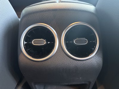 2025 Mercedes-BENZ GLA 缩略图 35