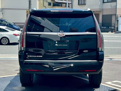 صورة 8 لـ 2021 Cadillac ESCALADE