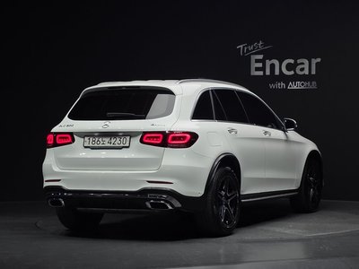 MERCEDES-BENZ GLC - 4