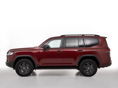 TOYOTA LAND CRUISER 300 - 4