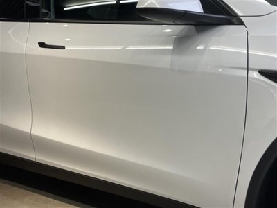 2025 Tesla MODEL Y — миниатюра 14