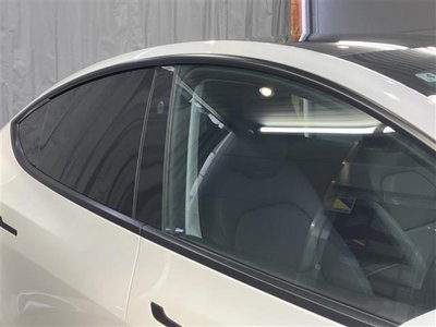 2025 Tesla MODEL Y — миниатюра 17