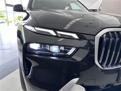 BMW X7 - 7