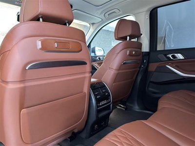 2023 BMW X7 缩略图 27