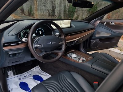 GENESIS G80 (RG3) - 5