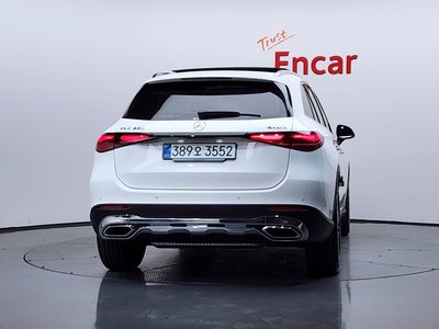 MERCEDES-BENZ GLC - 3