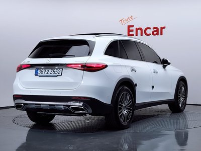 MERCEDES-BENZ GLC - 4