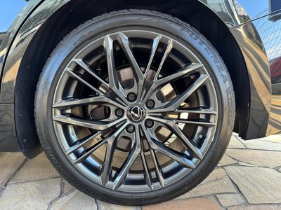 صورة مصغرة 43 لـ 2025 Lexus IS