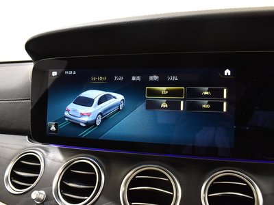 MERCEDES-BENZ E-CLASS - 9