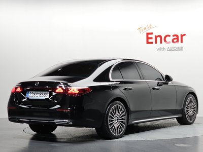 MERCEDES-BENZ E-CLASS - 3