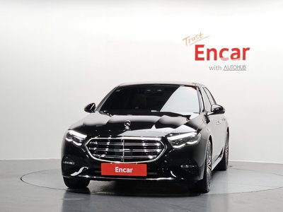 MERCEDES-BENZ E-CLASS - 2