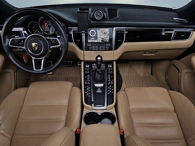 2016 Porsche MACAN — фото 5