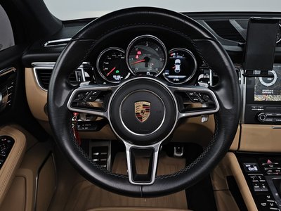 2016 Porsche MACAN — миниатюра 18