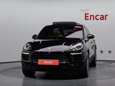 2016 Porsche MACAN — фото 2