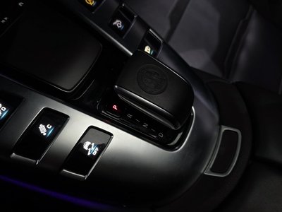 MERCEDES-BENZ GT AMG - 9