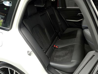 صورة مصغرة 12 لـ 2021 BMW 3 SERIES
