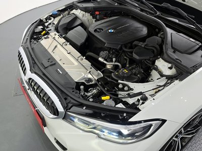 صورة 7 لـ 2021 BMW 3 SERIES