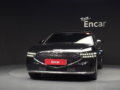 صورة 2 لـ 2022 Genesis G90 (RS4)