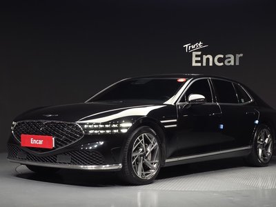 صورة 1 لـ 2022 Genesis G90 (RS4)