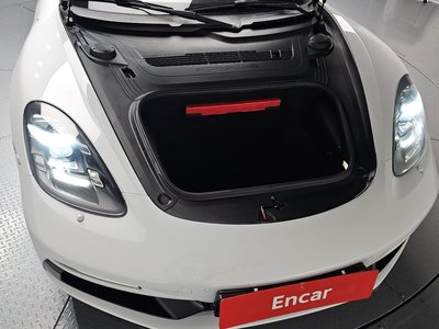 صورة 7 لـ 2019 Porsche 718