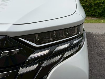 TOYOTA ALPHARD - 5