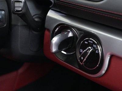 صورة مصغرة 38 لـ 2025 Porsche 718