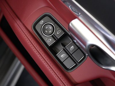 صورة مصغرة 39 لـ 2025 Porsche 718