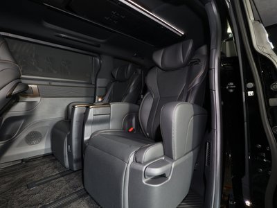 2026 Toyota ALPHARD thumbnail 13