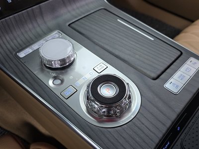 GENESIS G80 (RG3) - 9