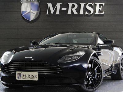 ASTON MARTIN DB11 - 1