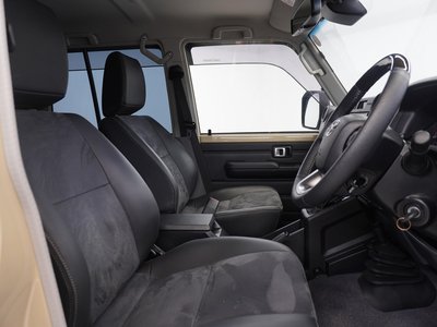 صورة مصغرة 50 لـ 2024 Toyota LAND CRUISER 70