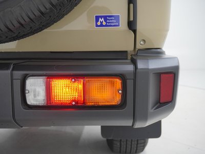 صورة مصغرة 17 لـ 2024 Toyota LAND CRUISER 70