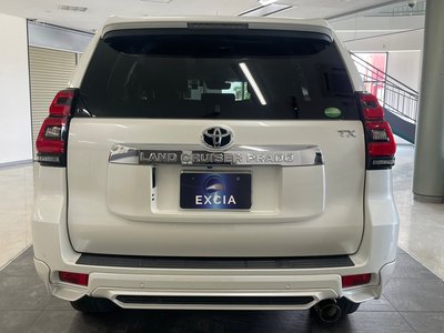 TOYOTA LAND CRUISER PRADO - 10