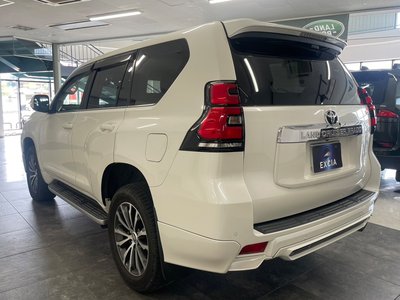 TOYOTA LAND CRUISER PRADO - 9