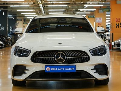 MERCEDES-BENZ E-CLASS - 2