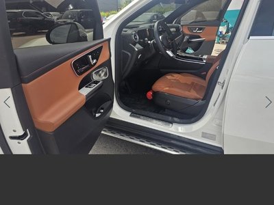 MERCEDES-BENZ GLC - 10