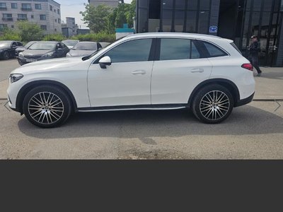 MERCEDES-BENZ GLC - 3