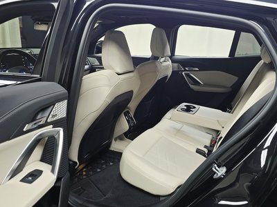 2024 BMW IX2 缩略图 15