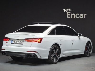 AUDI S6 - 4