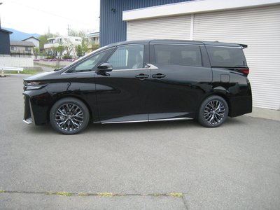 TOYOTA VELLFIRE - 2