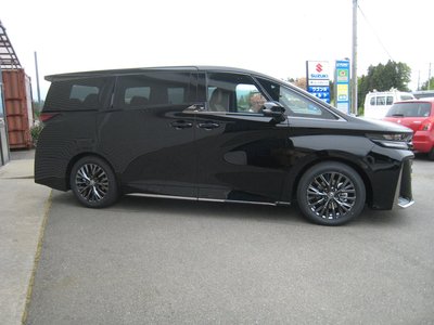TOYOTA VELLFIRE - 6