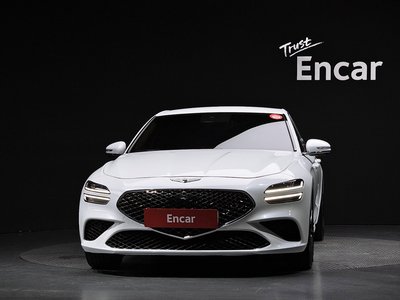 صورة 2 لـ 2022 Genesis THE NEW G70