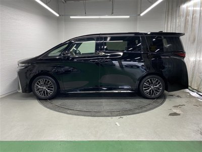 صورة 2 لـ 2023 Toyota VELLFIRE