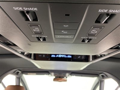 صورة مصغرة 32 لـ 2023 Toyota VELLFIRE
