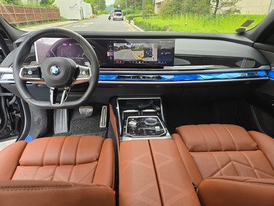 BMW 7 SERIES - 10