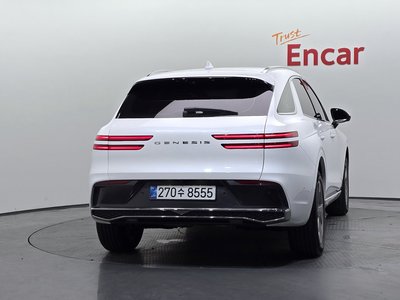 صورة 4 لـ 2026 Genesis GV70